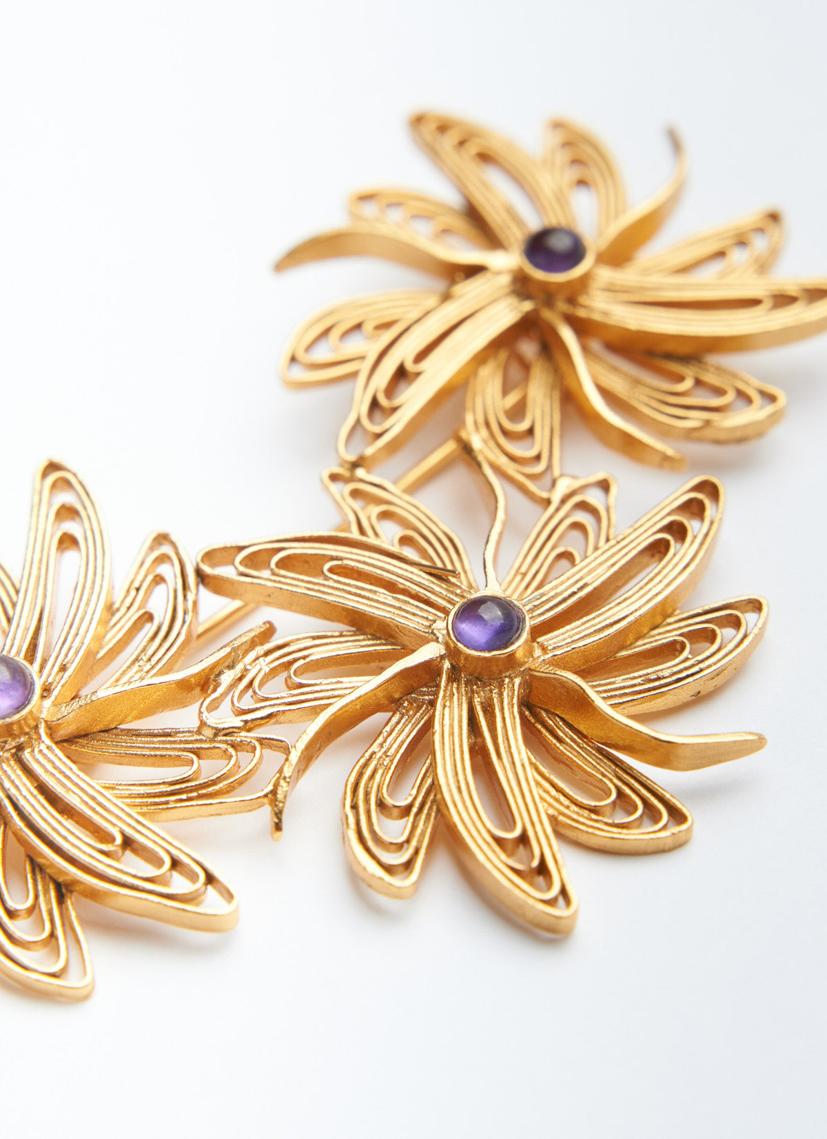 Nellie Bly Brooch