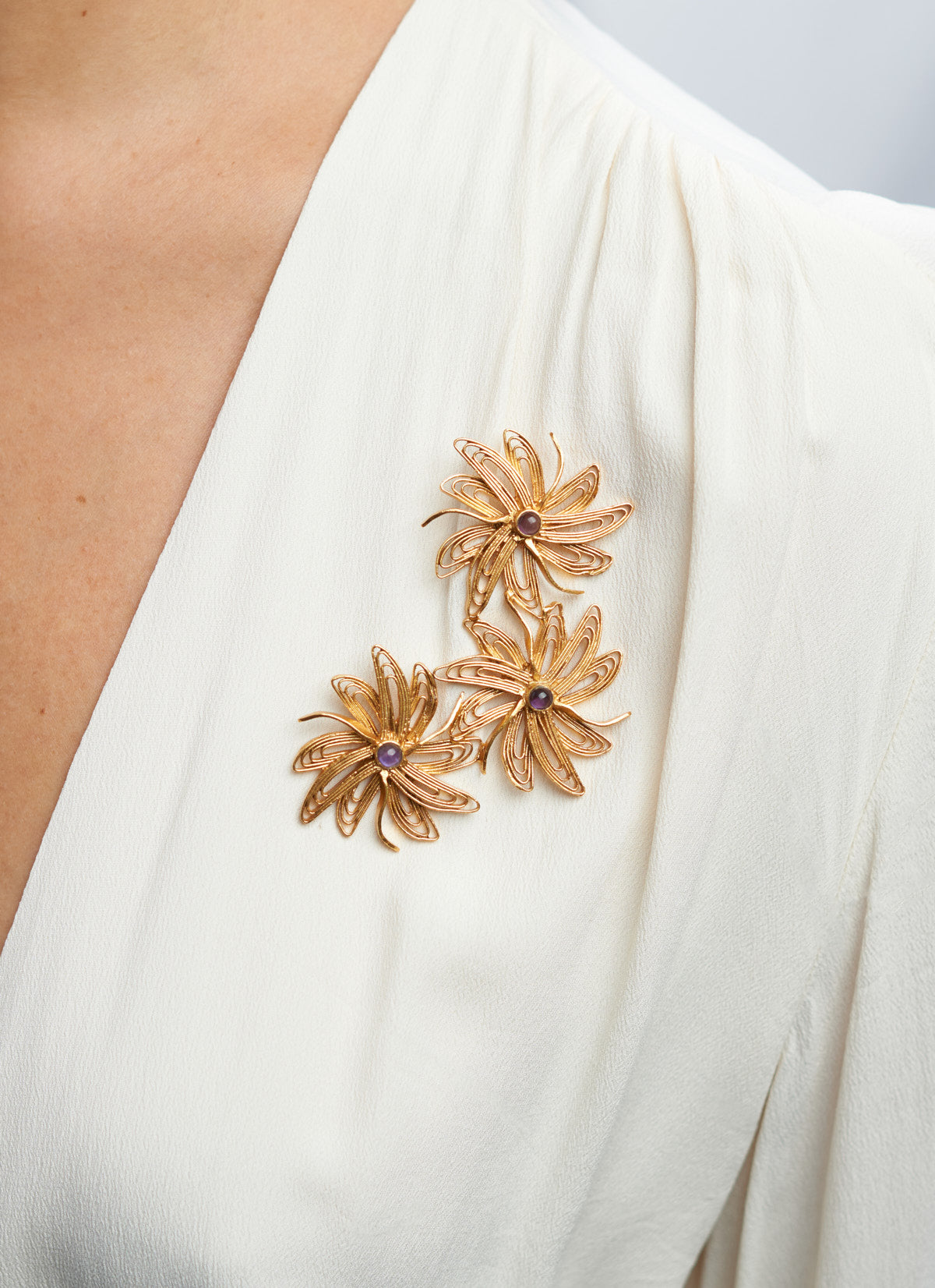 Nellie Bly Brooch