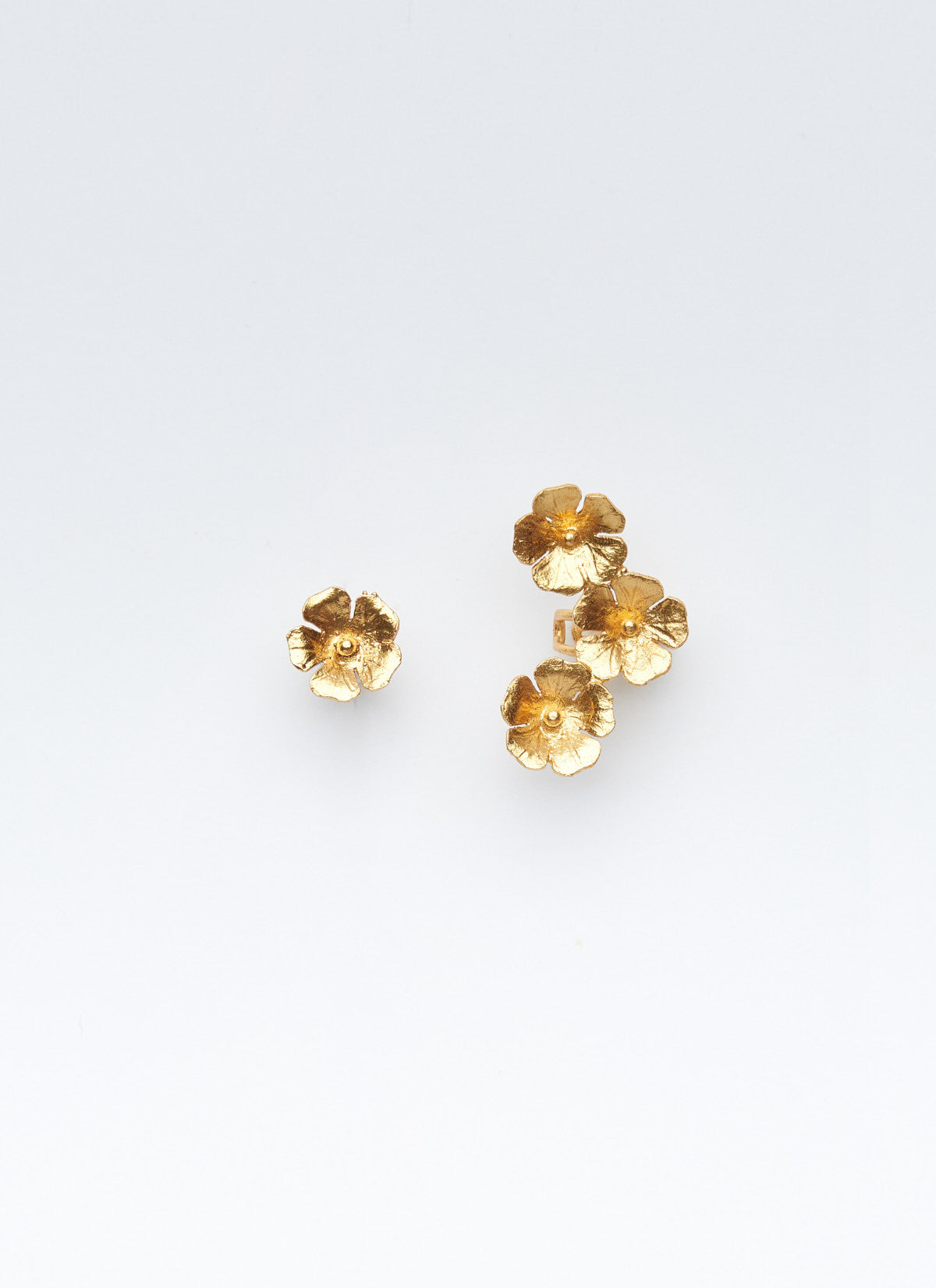 Ear cuff Sakura