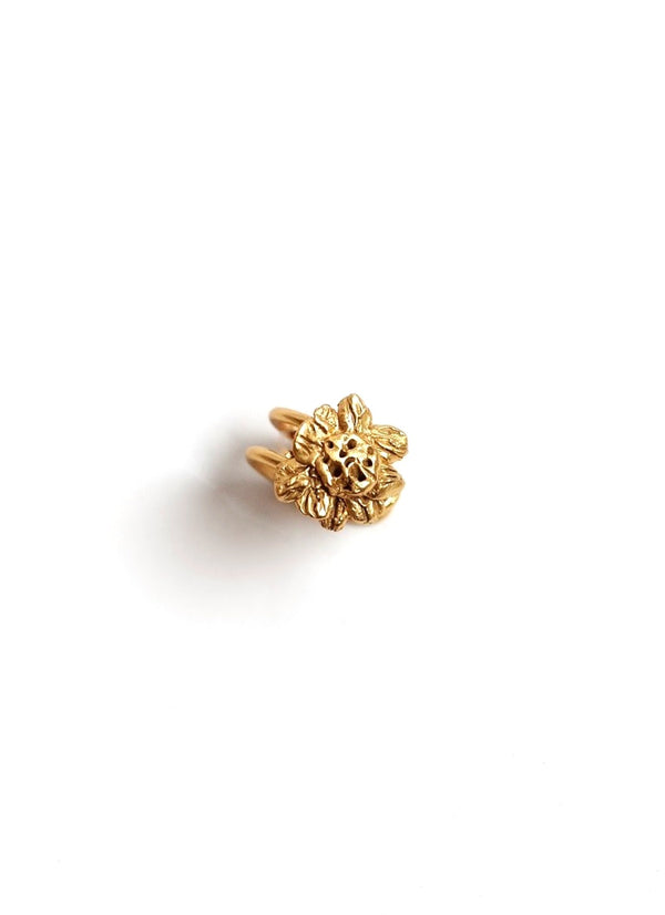 DAISY BROOCH