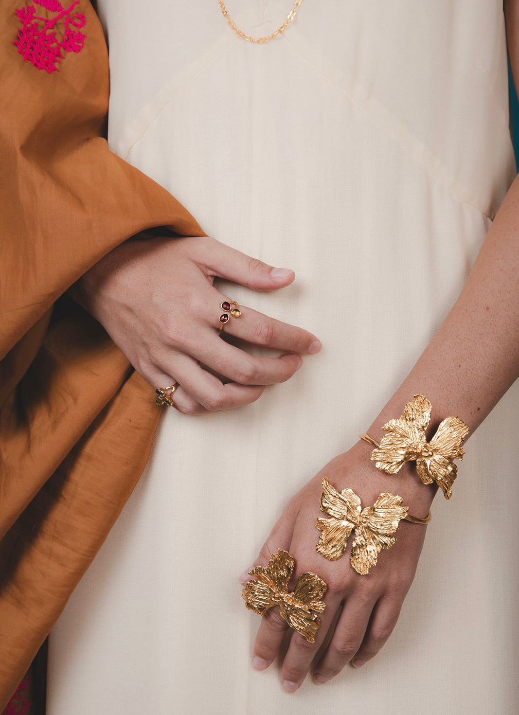 BUTTERFLY BRACELET