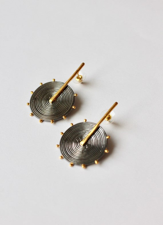 Pendientes young surma negro